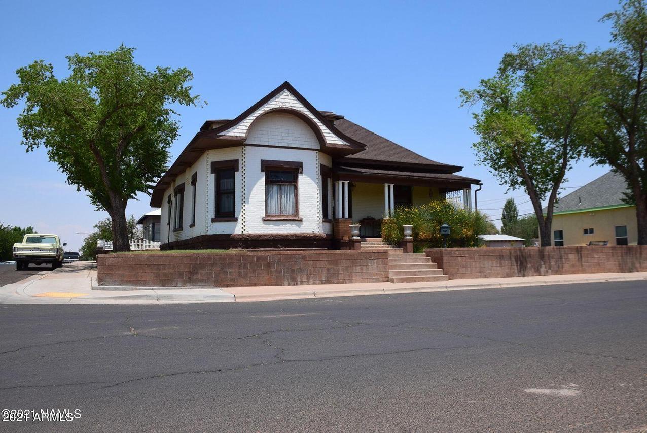 100 E Aspinwall St., Winslow, AZ 86047