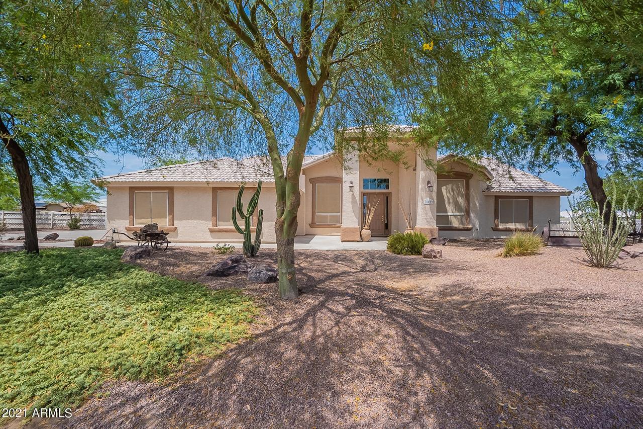 10822 W Willow Peak Ave., Casa Grande, AZ 85193