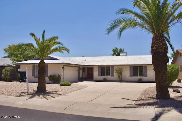5041 E Summer Moon Ln., Phoenix, AZ 85044