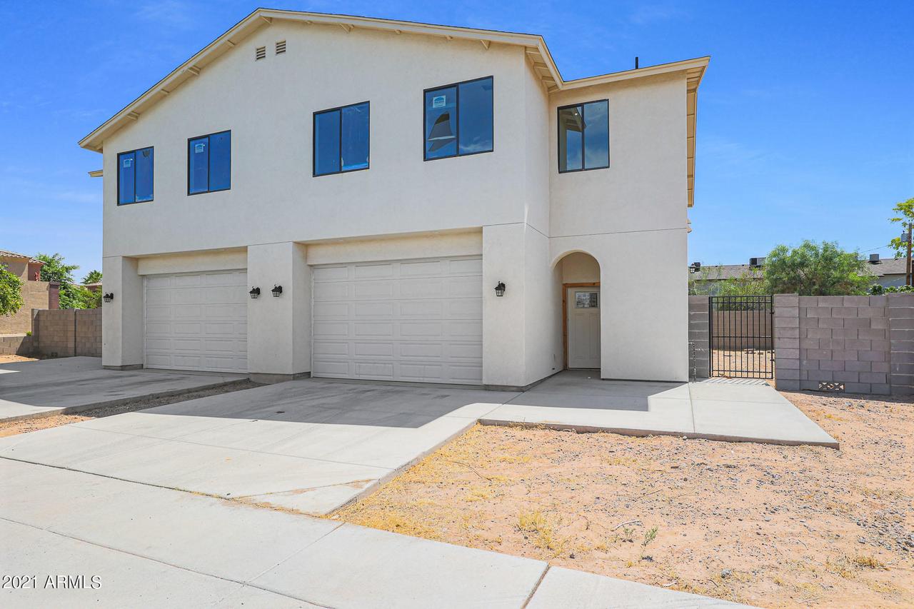3005 E Paradise Ln., Phoenix, AZ 85032