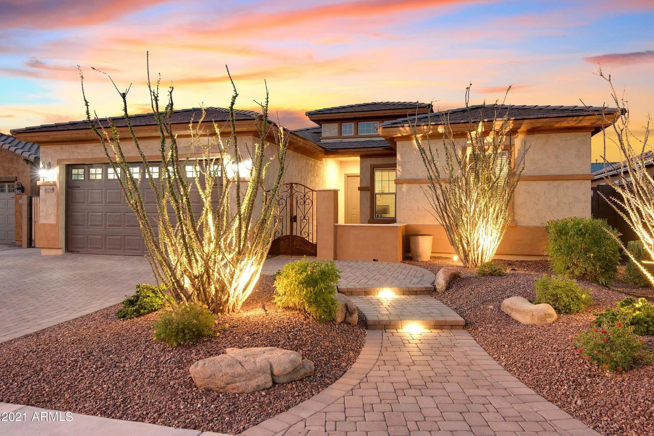 10258 W Fetlock Tr., Peoria, AZ 85383