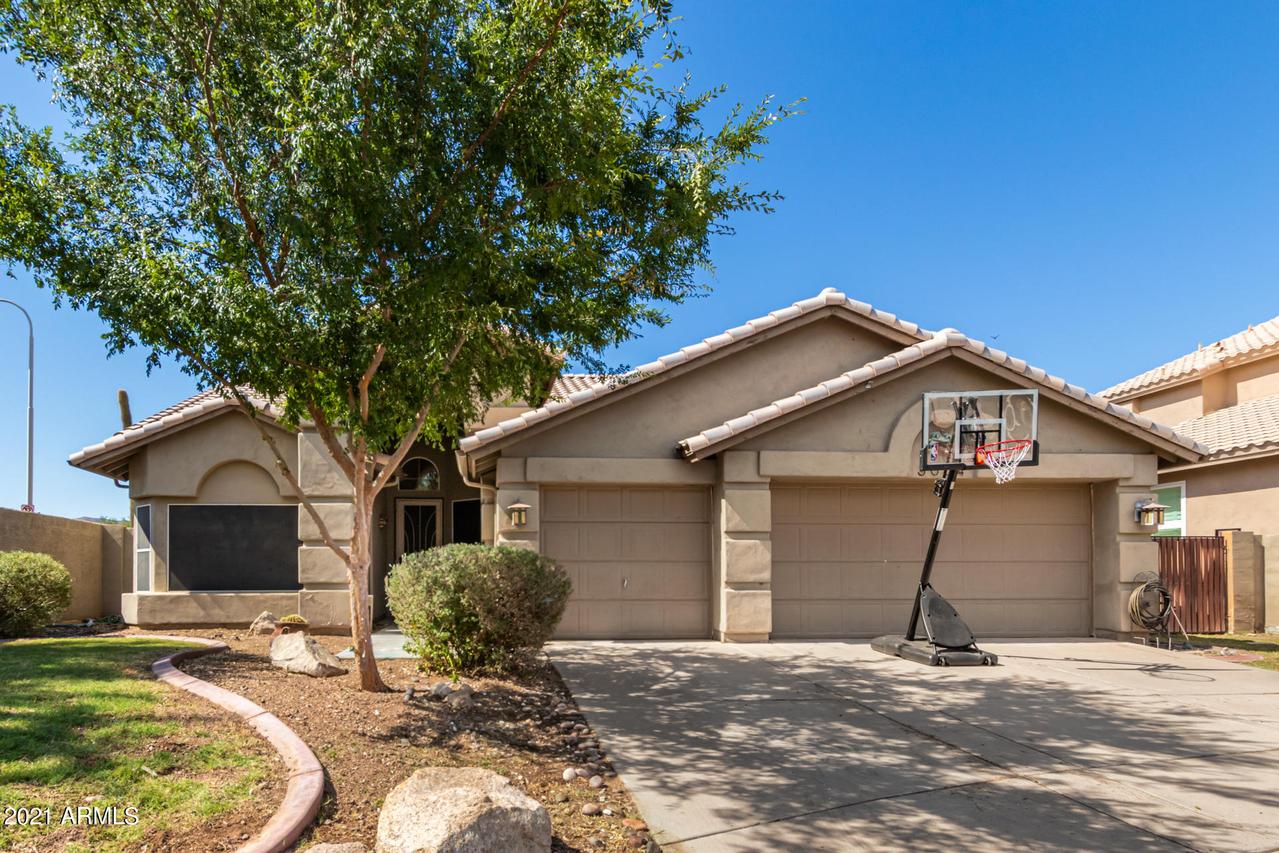 3004 E Wildwood Dr., Phoenix, AZ 85048