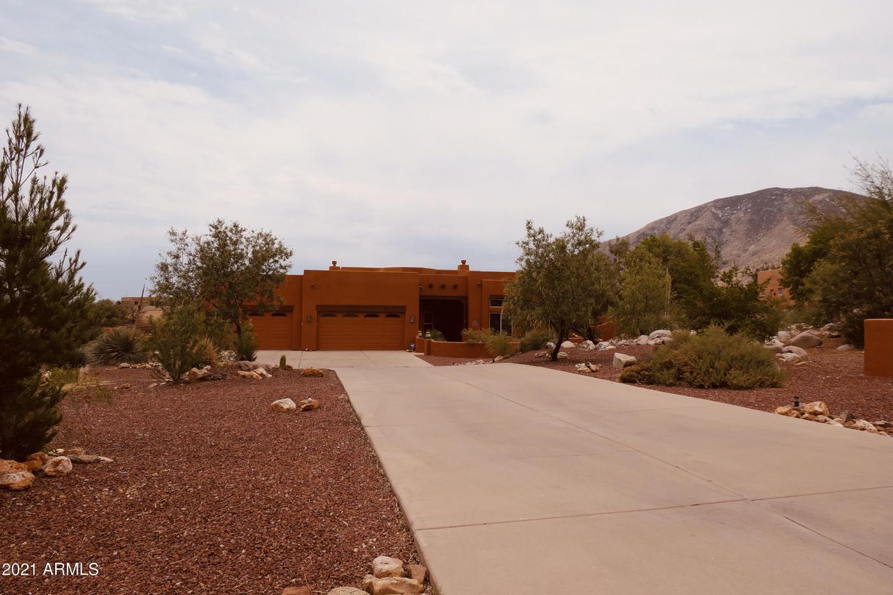6096 E Andalusian Ct., Hereford, AZ 85615