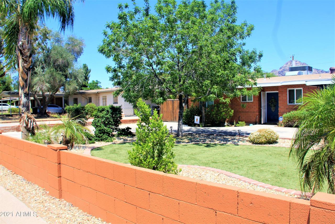 1442 E Glendale Ave., Phoenix, AZ 85020