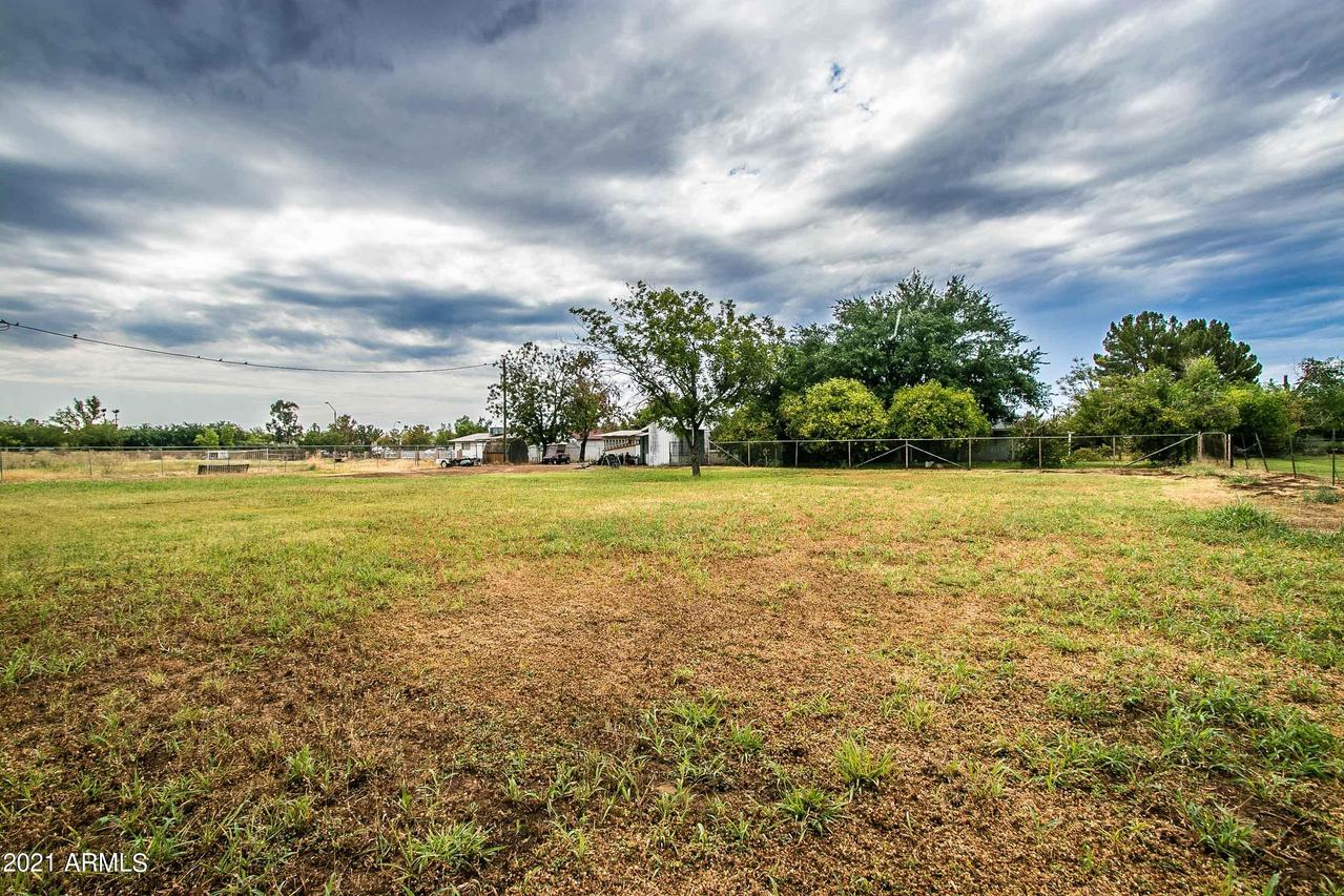929 E Harwell Rd., Gilbert, AZ 85234