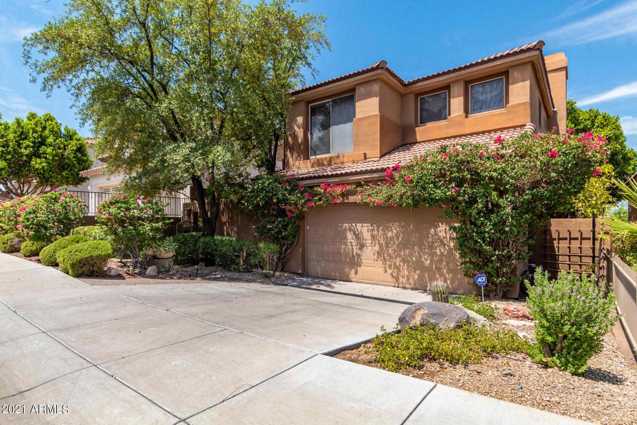 13454 N 12th Pl., Phoenix, AZ 85022