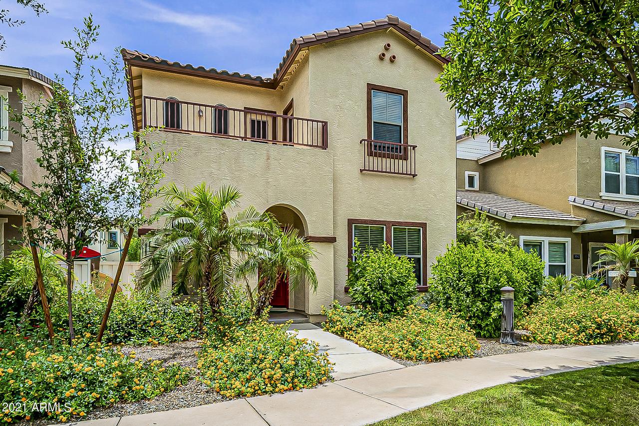 3068 E Tamarisk St., Gilbert, AZ 85296