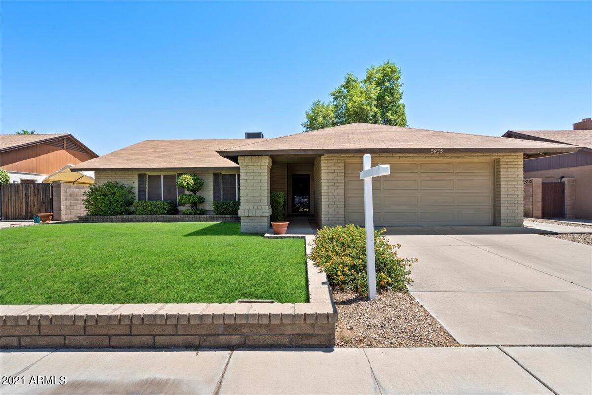 5935 W Garden Dr., Glendale, AZ 85304