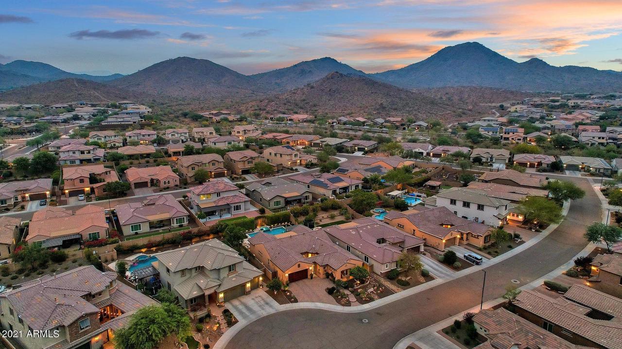 1546 W Molly Ln., Phoenix, AZ 85085