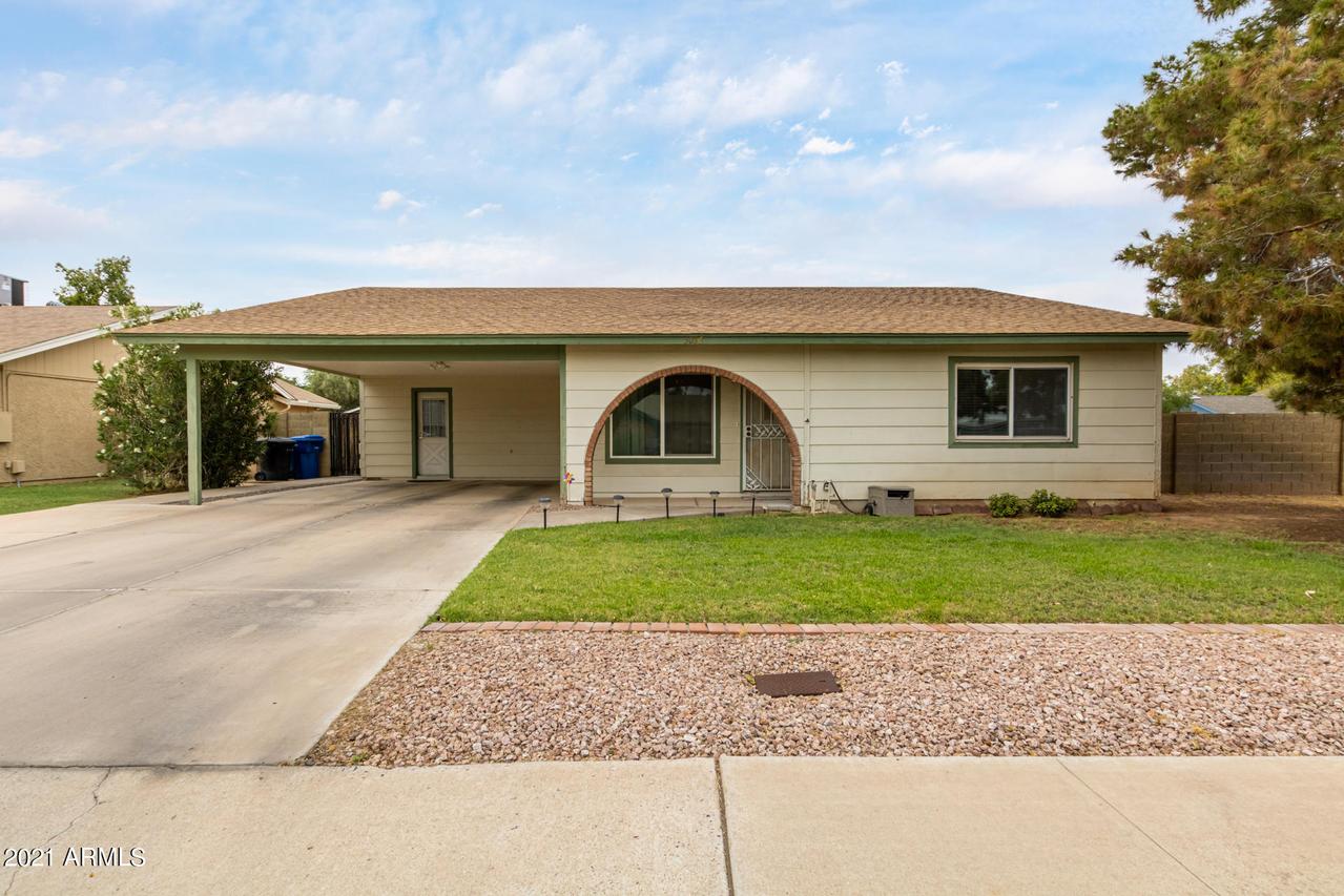 3056 E Garnet Ave., Mesa, AZ 85204