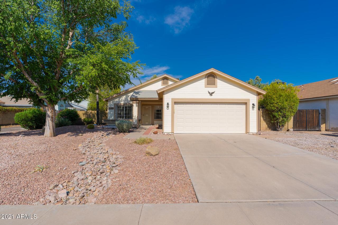 2902 N Villas Ln., Chandler, AZ 85224