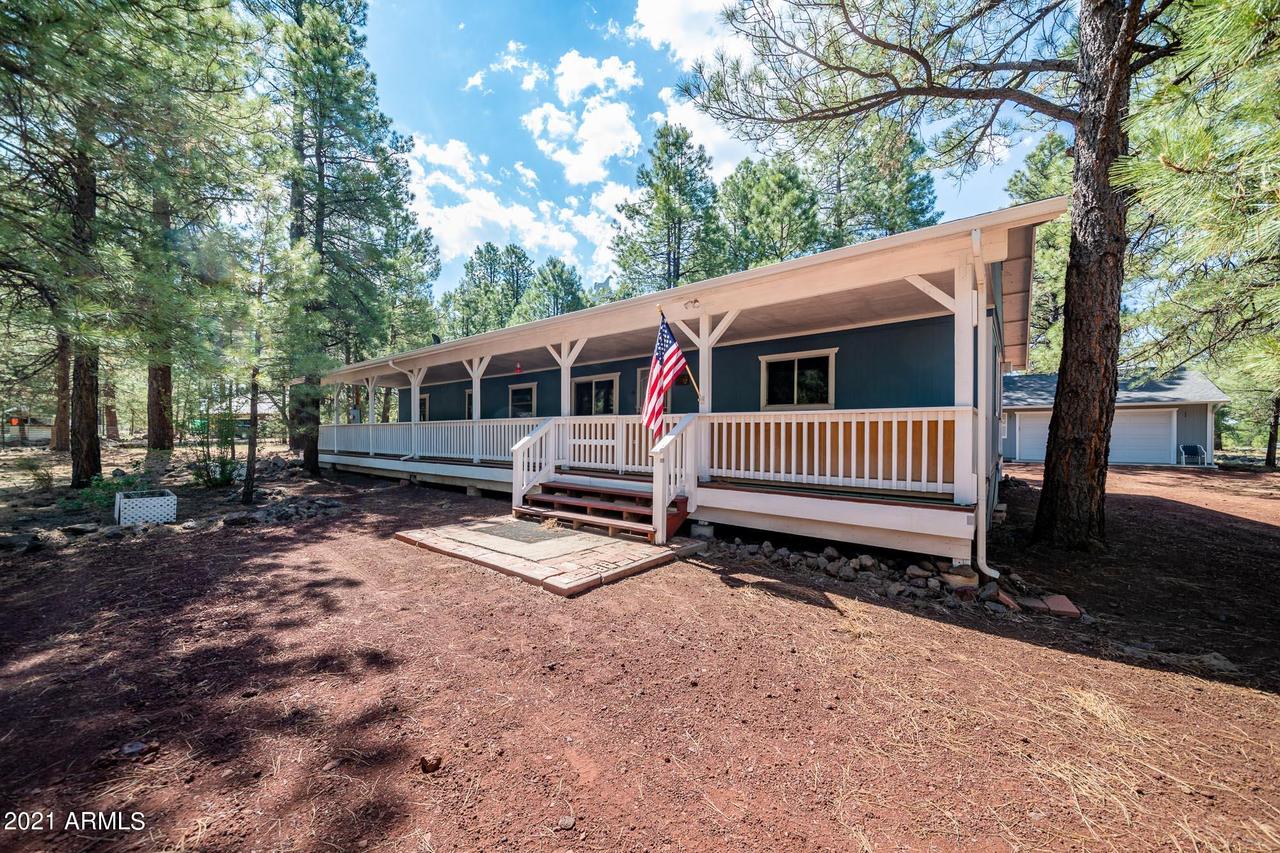 219 N Stevens Ln., Parks, AZ 86018