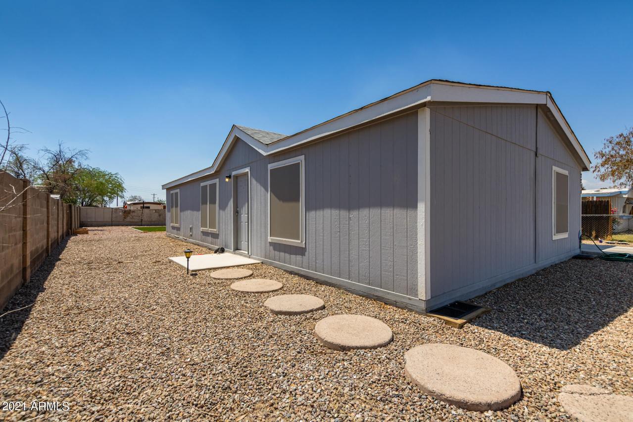 2210 N Summer St., Mesa, AZ 85203
