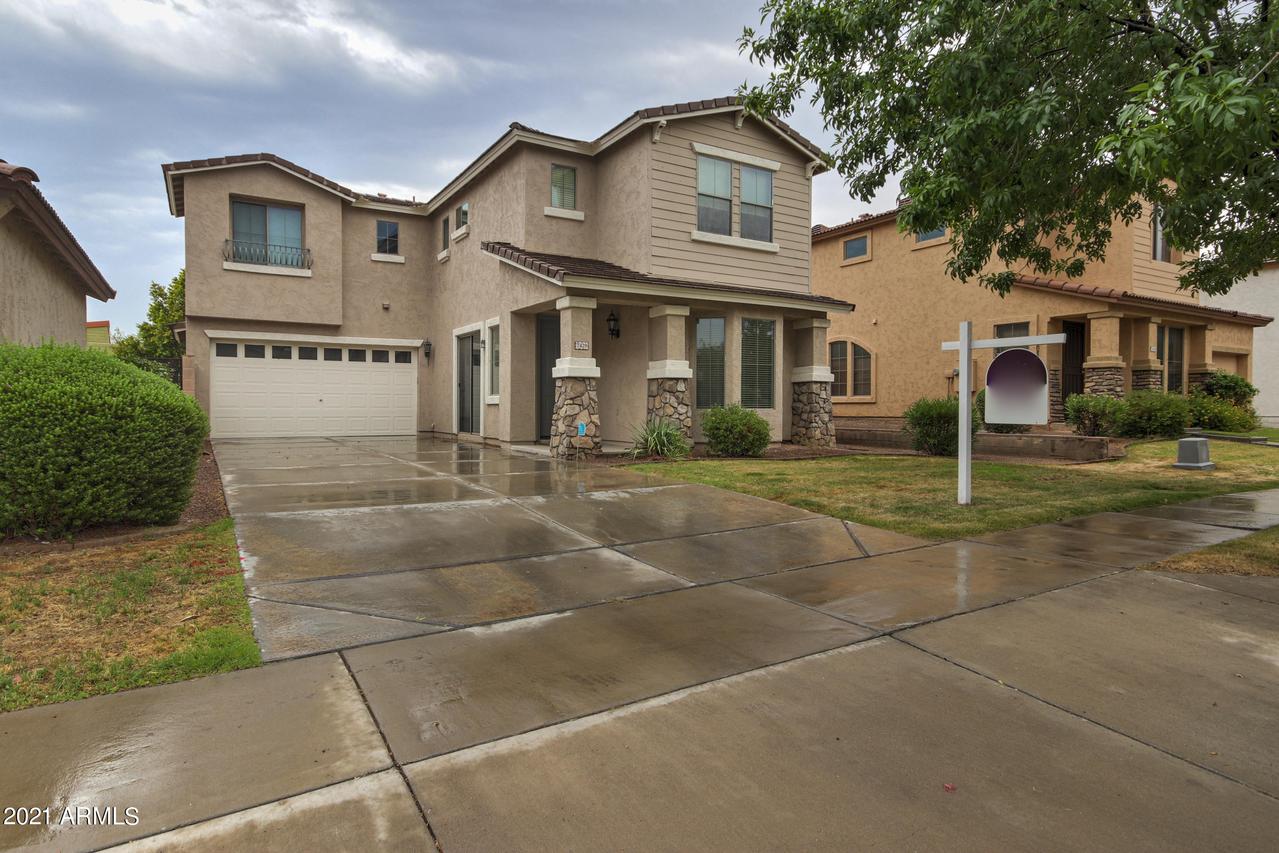 7429 S 19th St., Phoenix, AZ 85042