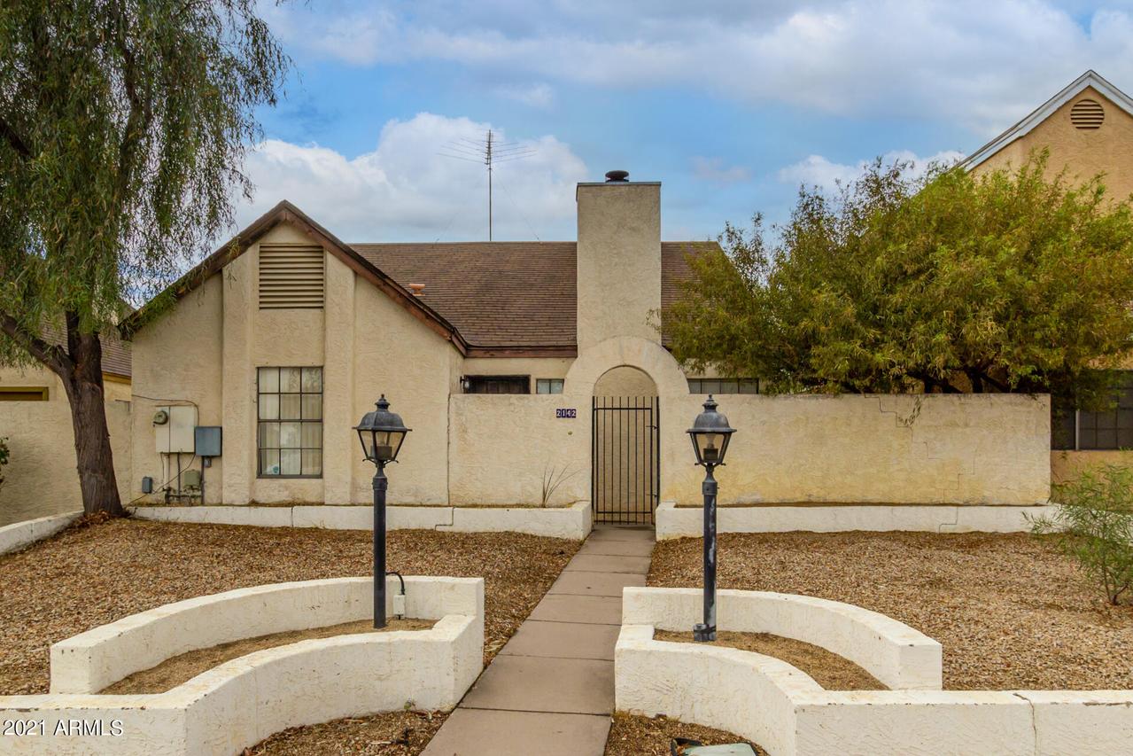 2142 W Beaubien Dr., Phoenix, AZ 85027