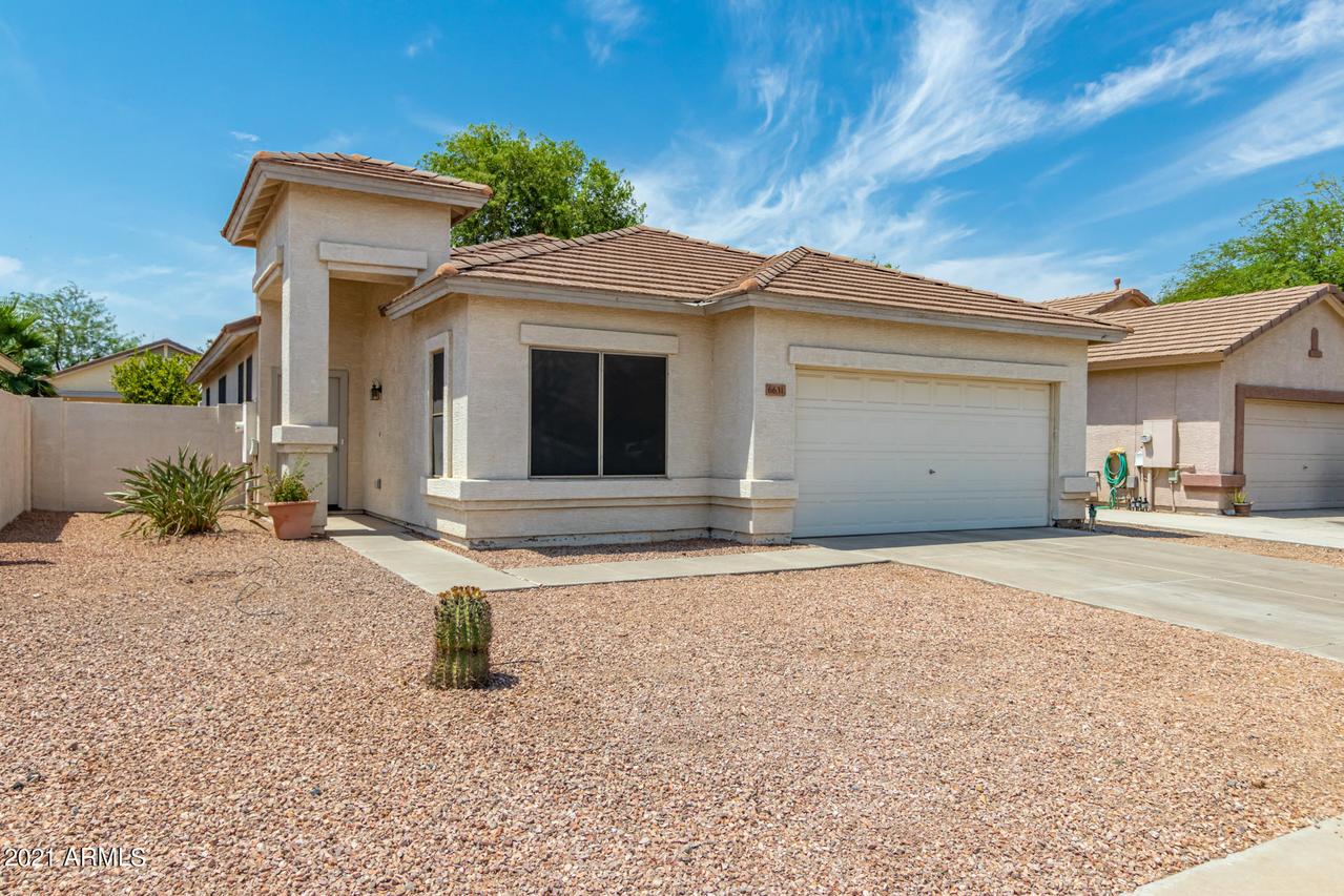 6631 W Golden Ln., Glendale, AZ 85302