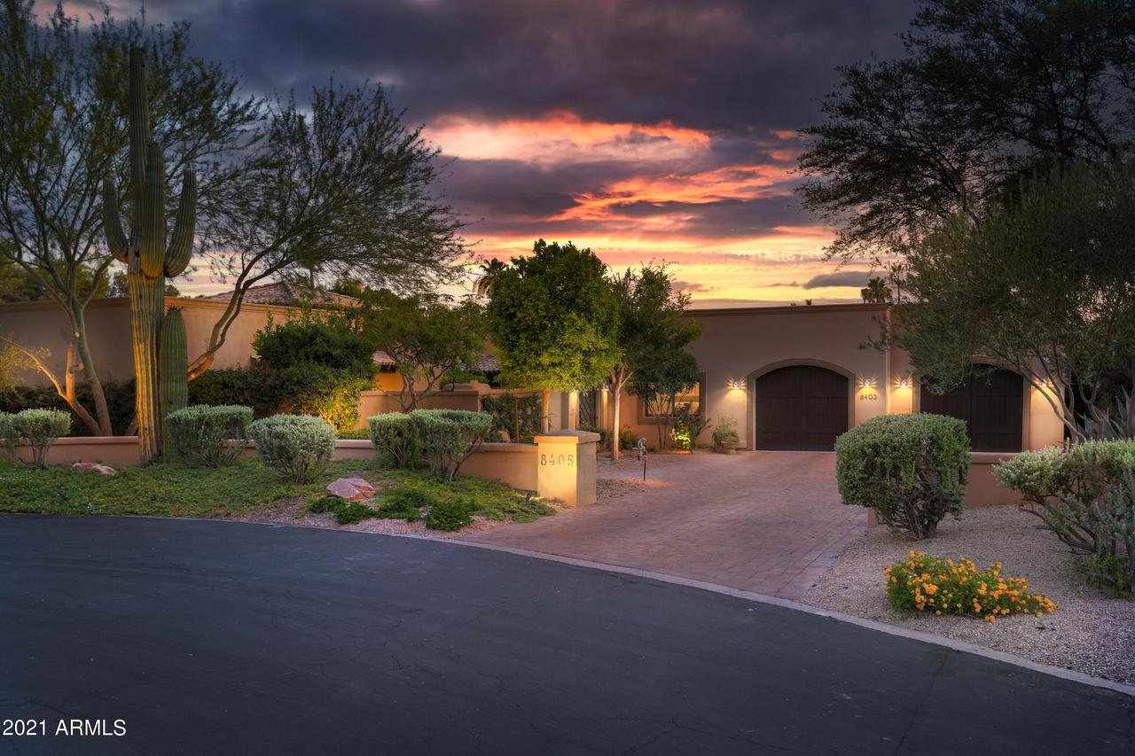 8405 E Vista Del Lago, Scottsdale, AZ 85255