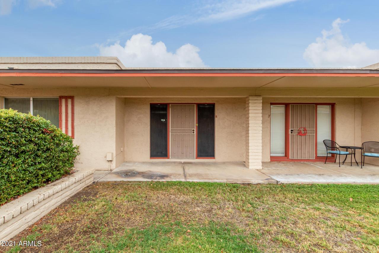 12846 N 113th Ave. #8, Youngtown, AZ 85363