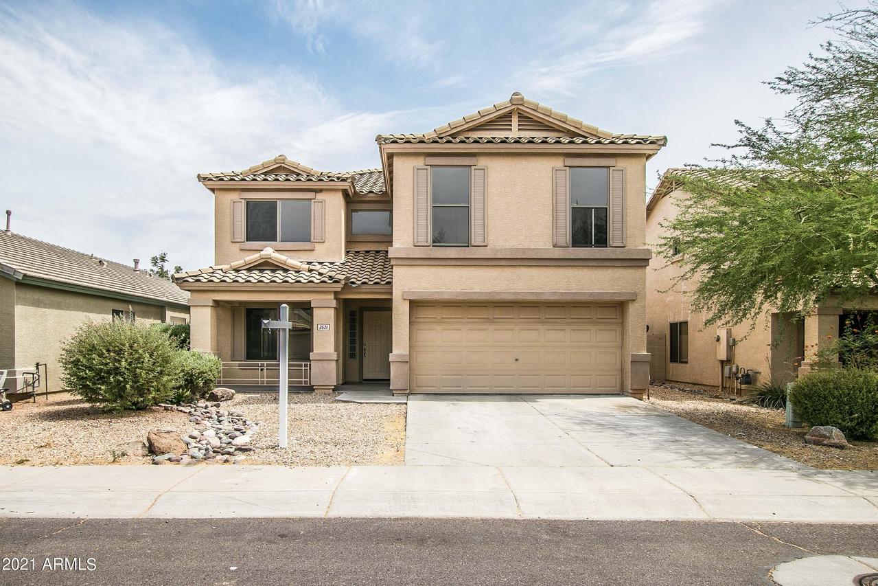 2521 W Red Fox Rd., Phoenix, AZ 85085