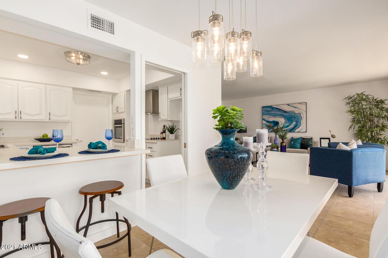 2953 S Country Club Way, Tempe, AZ 85282