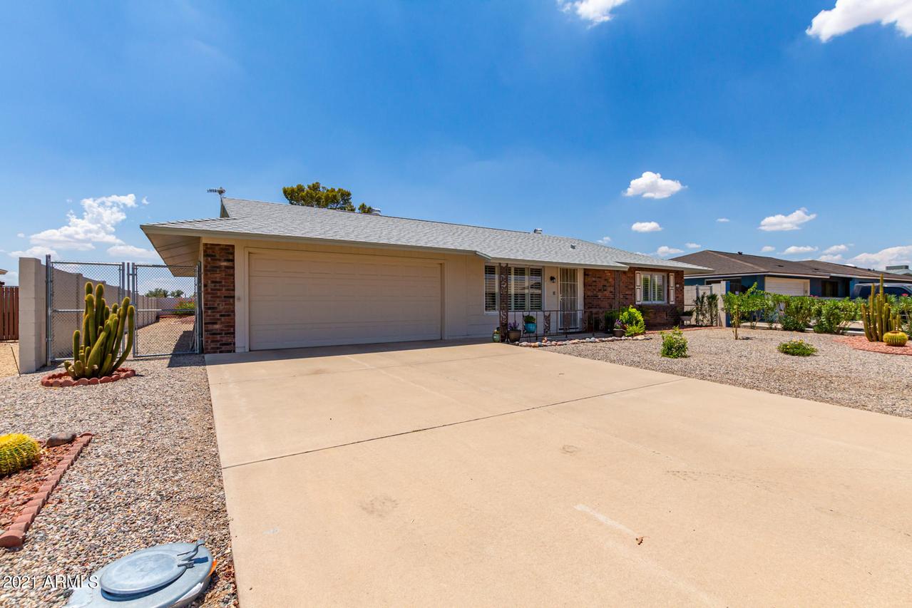 19210 N Welk Dr., Sun City, AZ 85373