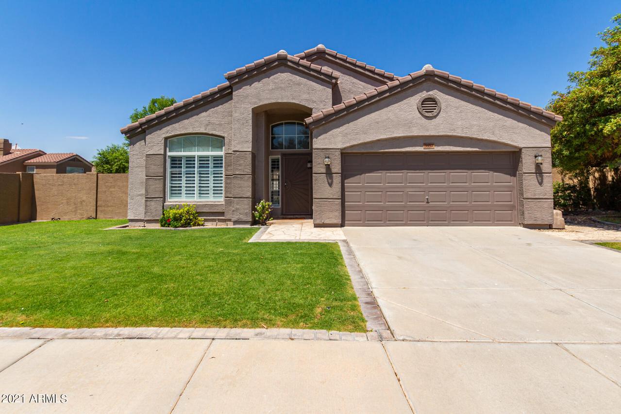 3552 S Cosmos Dr., Chandler, AZ 85248