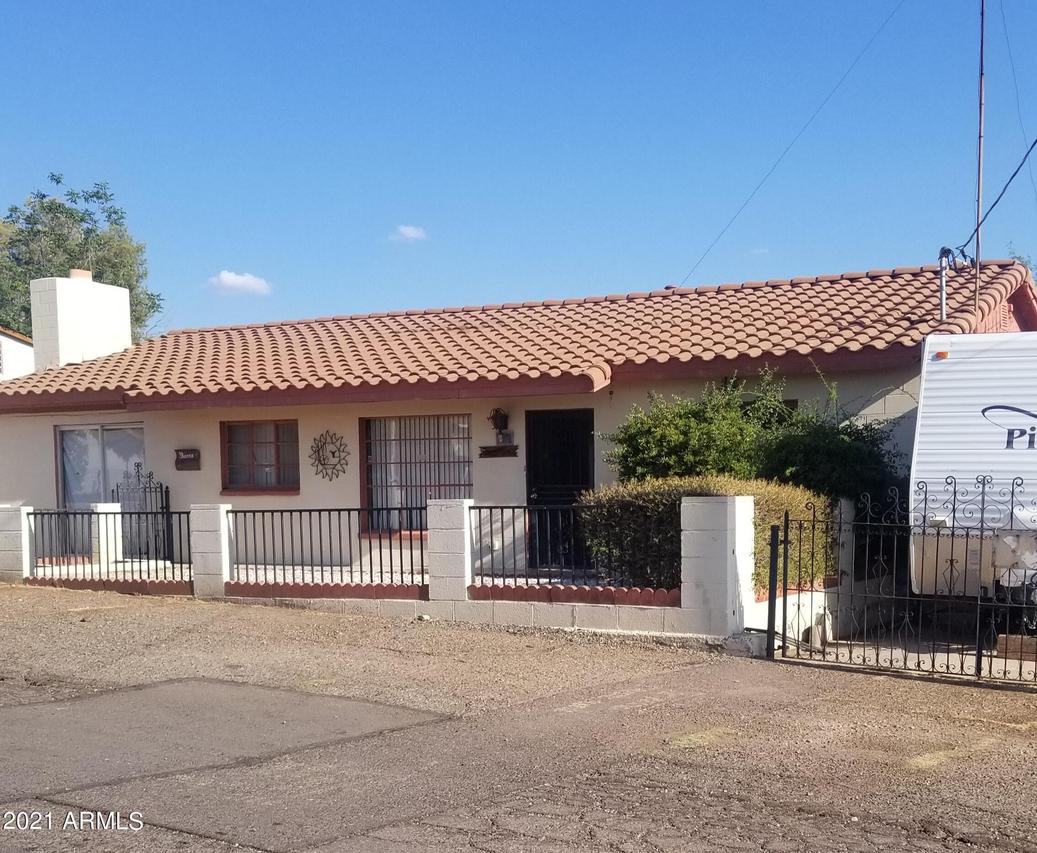 841 W Spray St., Superior, AZ 85173