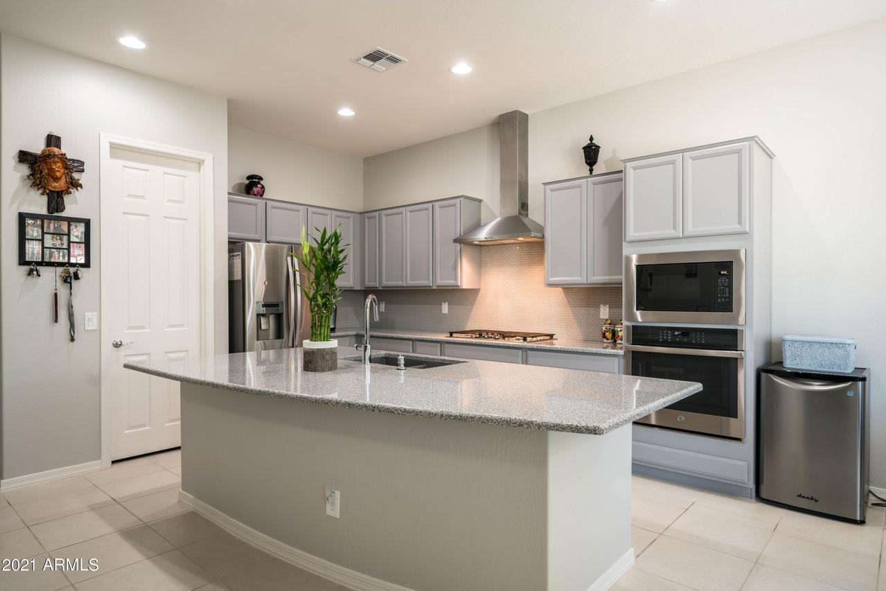 41331 W Centennial Dr., Maricopa, AZ 85138