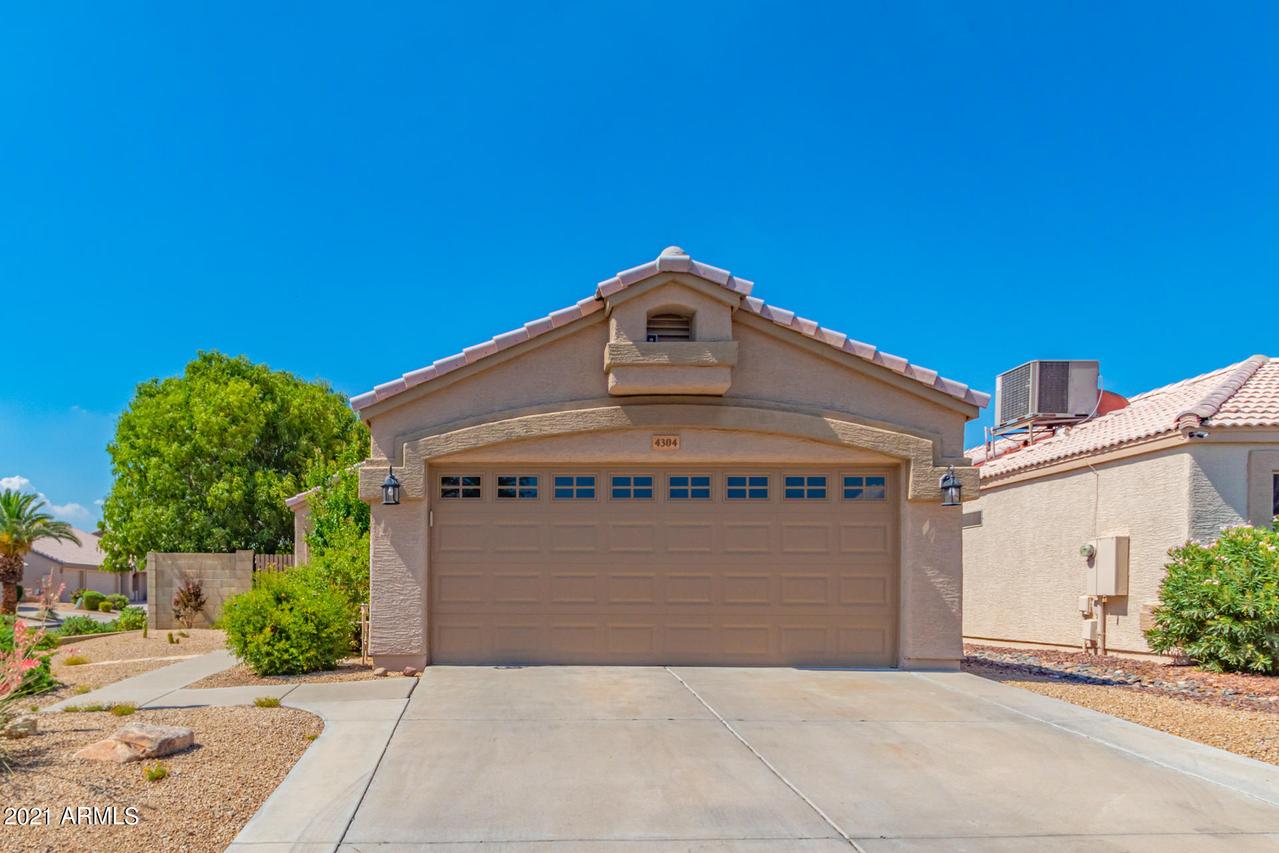 4304 E Campo Bello Dr., Phoenix, AZ 85032