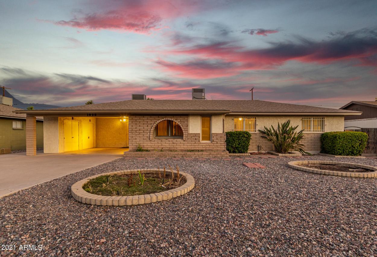 1925 E Diamond Ave., Mesa, AZ 85204