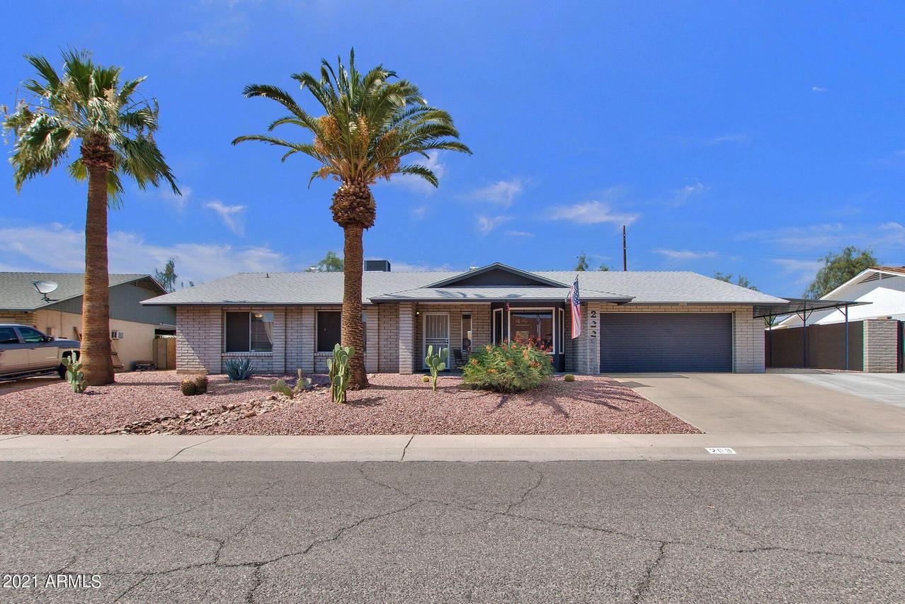 208 E Keogh Dr., Phoenix, AZ 85022