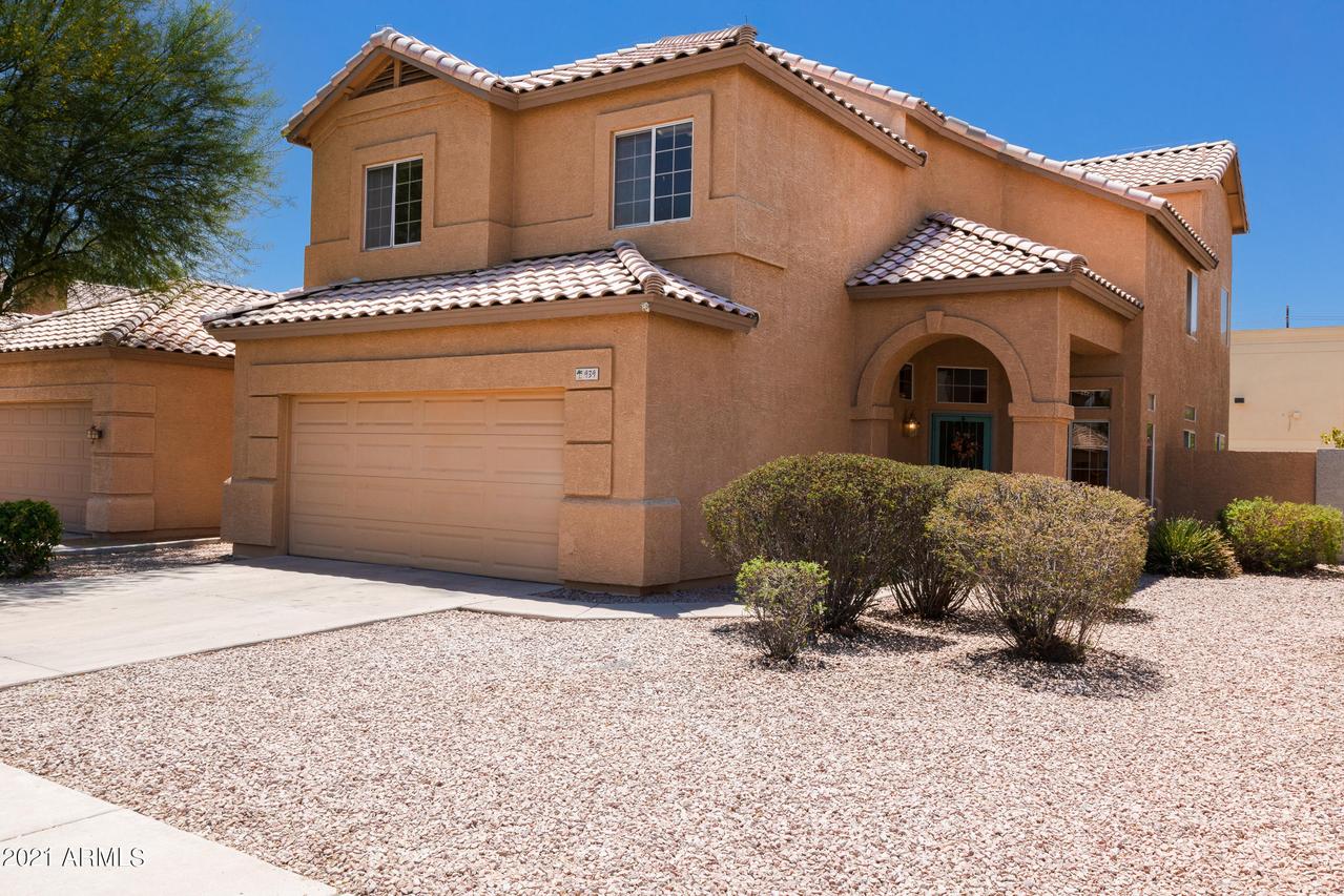 939 E Mission Dr., Tempe, AZ 85283