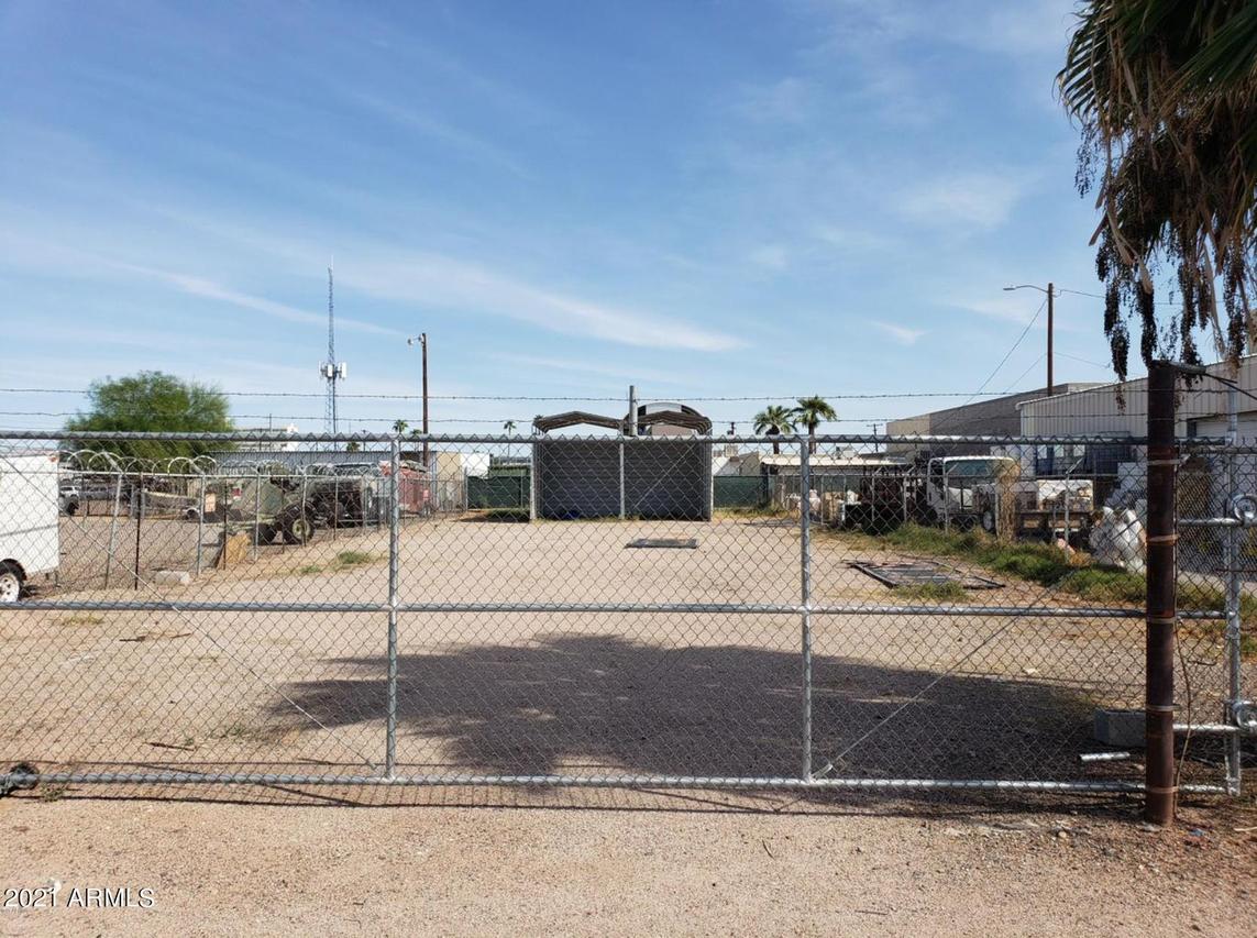 27 S 40th Pl. #16, Phoenix, AZ 85034
