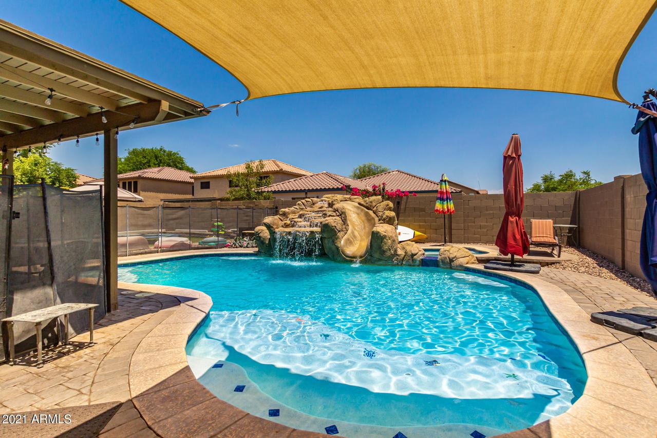 40143 N Westray Way, San Tan Valley, AZ 85140