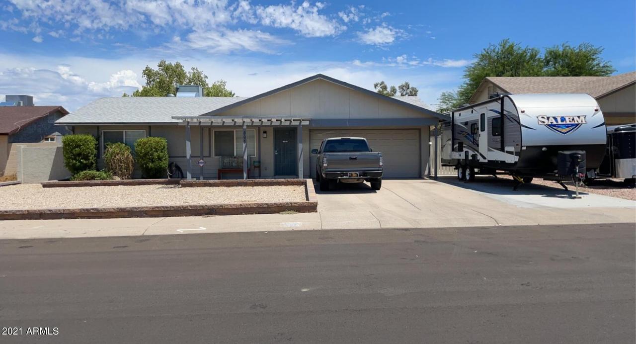 808 W Montoya Ln., Phoenix, AZ 85027
