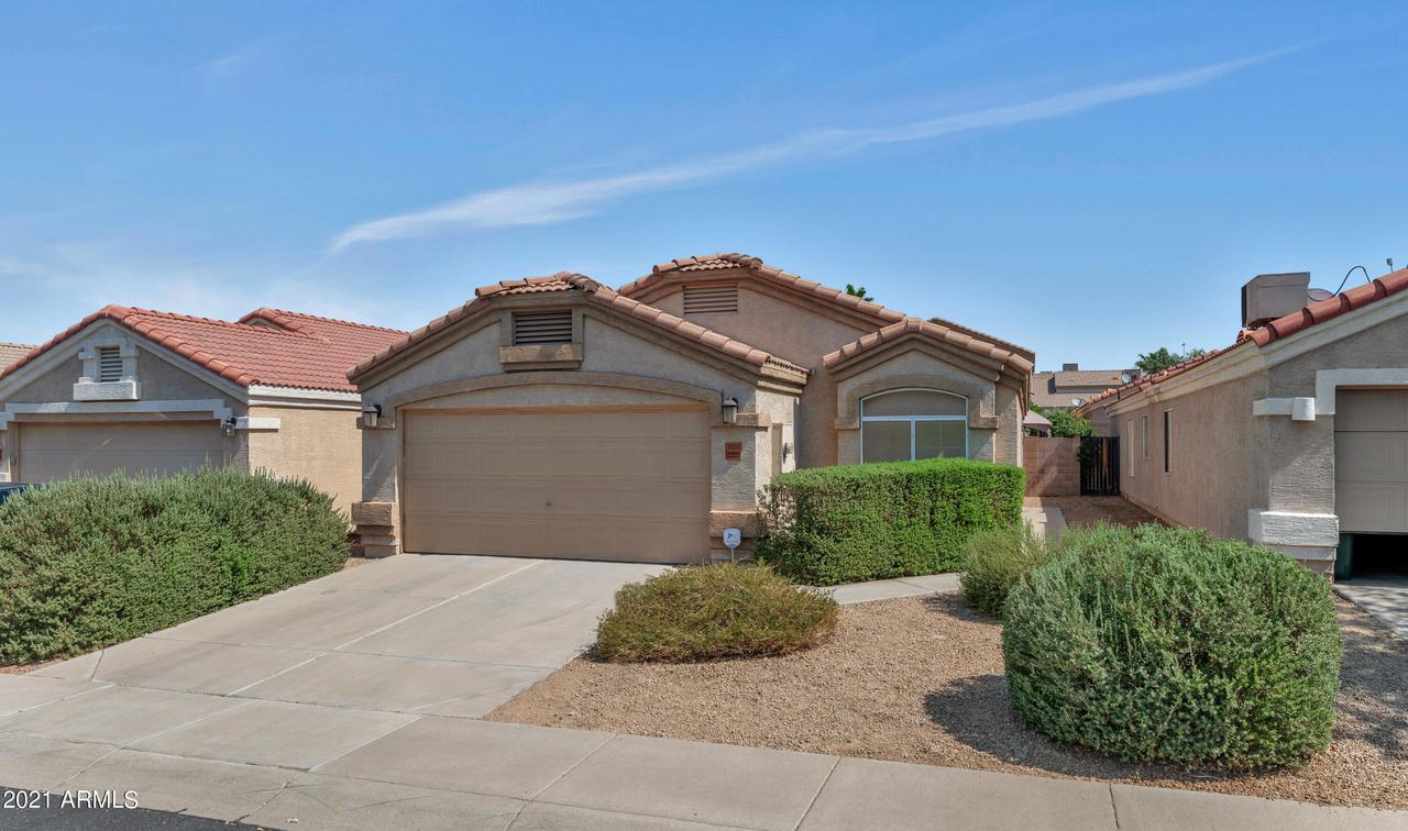 3028 E Blackhawk Dr., Phoenix, AZ 85050