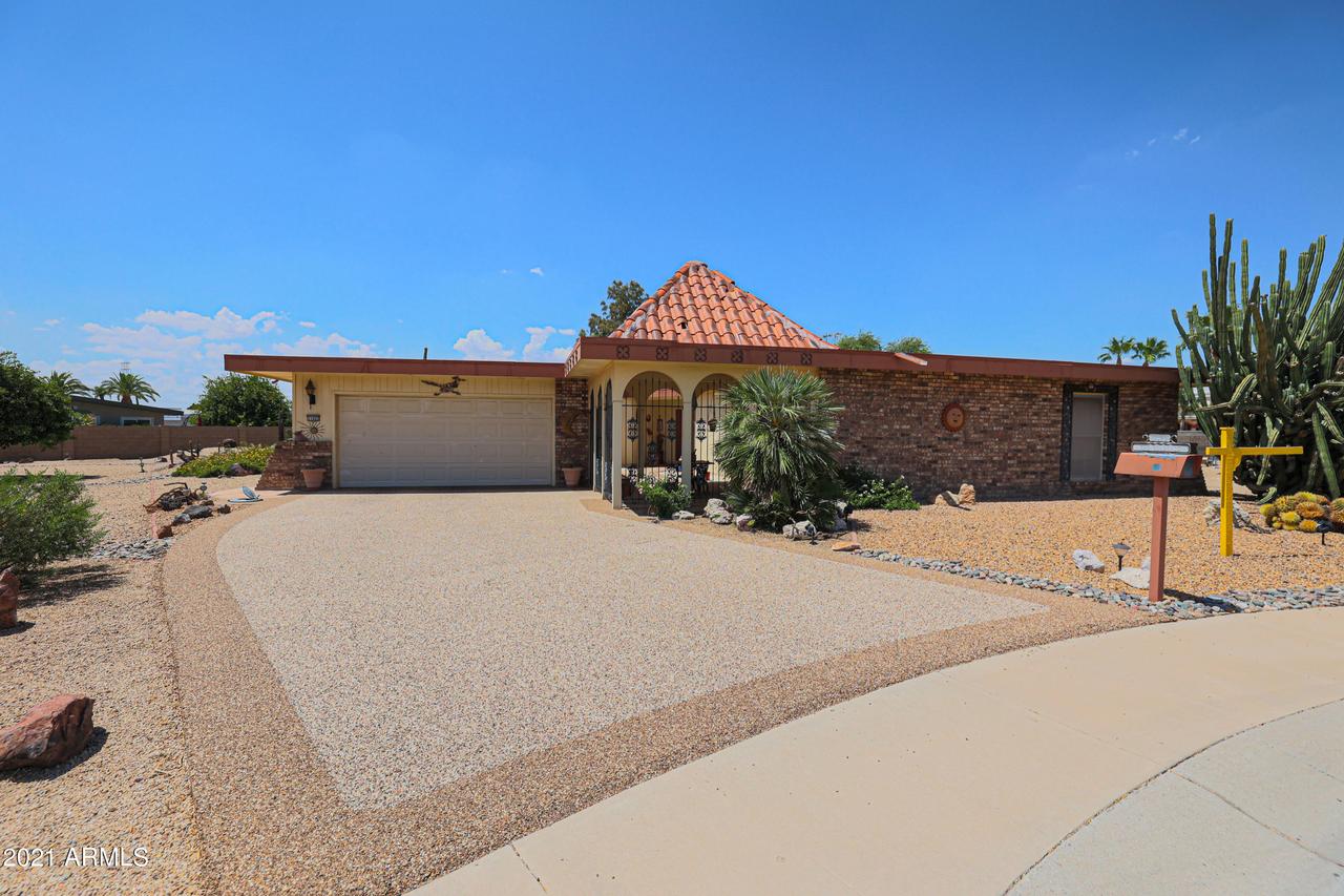 11022 W Granada Dr., Sun City, AZ 85373