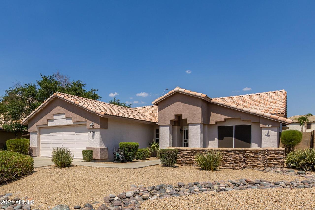 21675 N 107th Dr., Sun City, AZ 85373