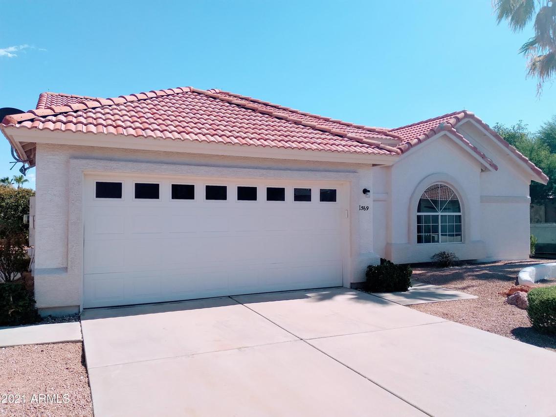 1569 E Torrey Pines Ln., Chandler, AZ 85249
