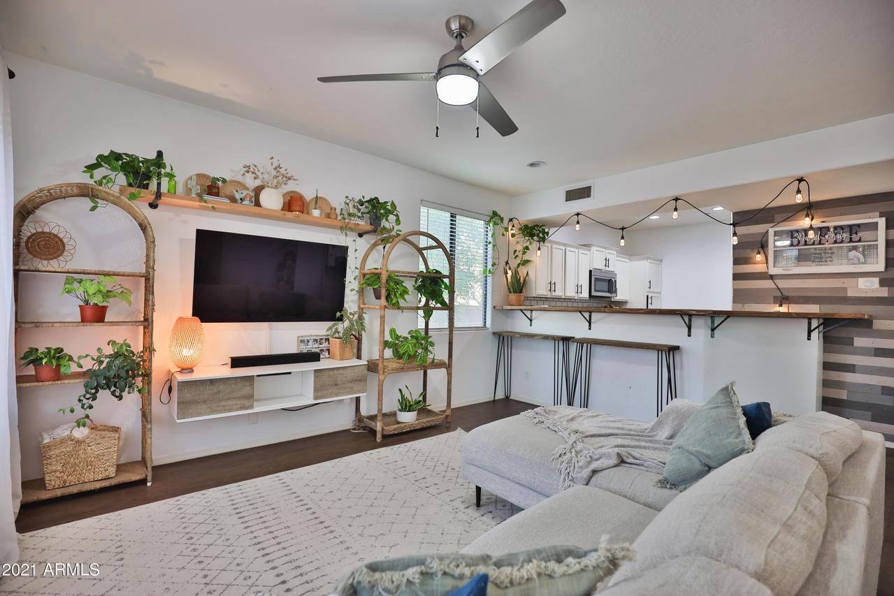 21655 N 36th Ave. #123, Glendale, AZ 85308