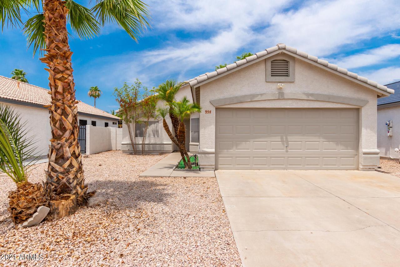 954 E Morelos St., Chandler, AZ 85225