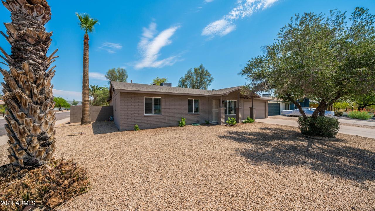 3232 E Poinsettia Dr., Phoenix, AZ 85028