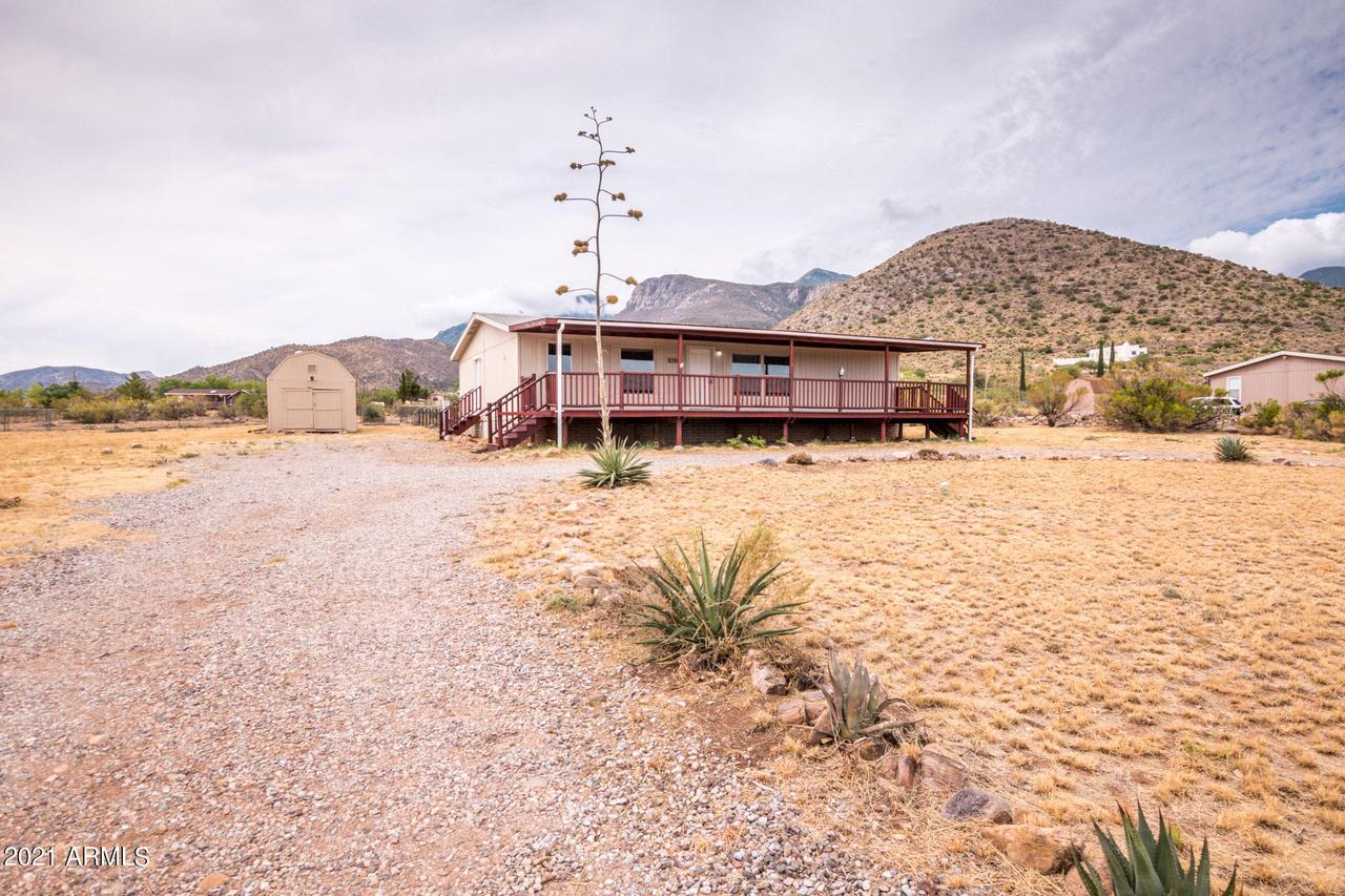 3442 E Piette Rd., Hereford, AZ 85615