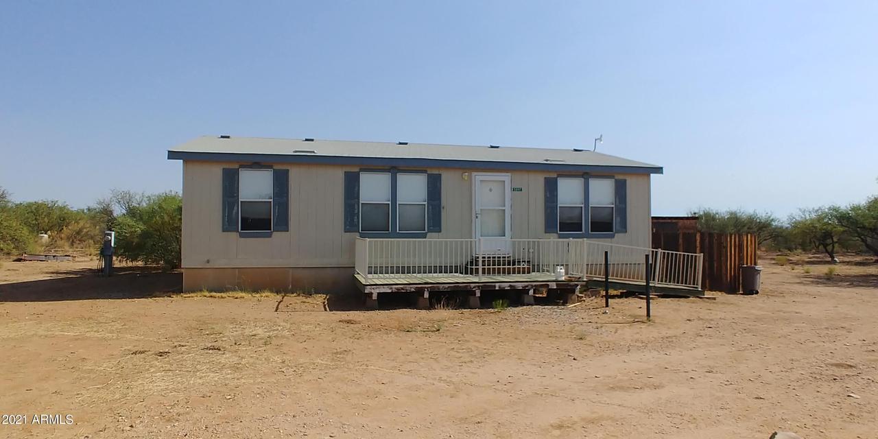 5897 E Dakota Rd., Hereford, AZ 85615