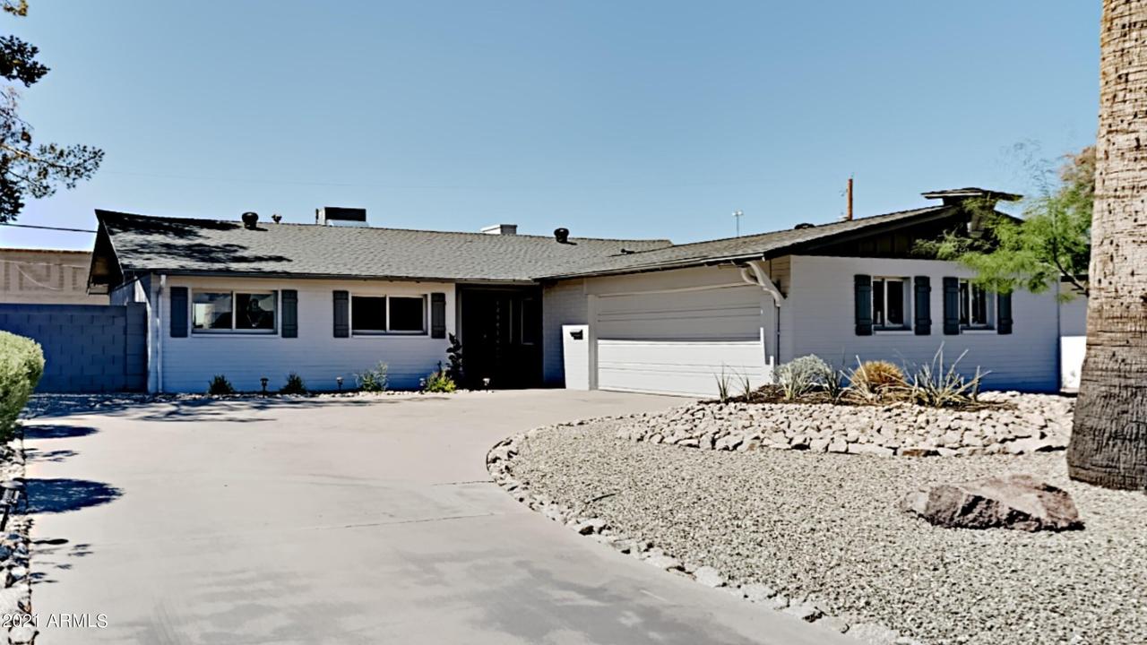 131 E Riviera Dr., Tempe, AZ 85282