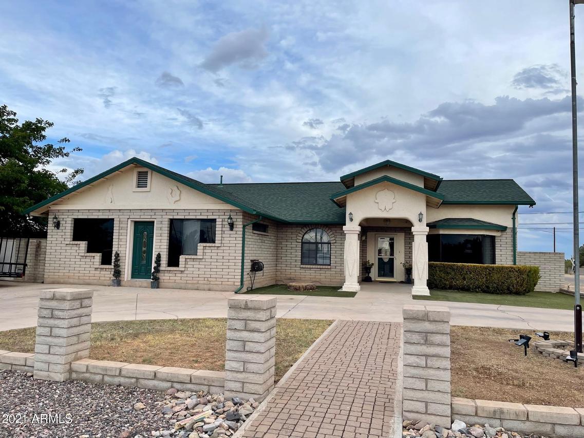 2019 E 6th St., Douglas, AZ 85607