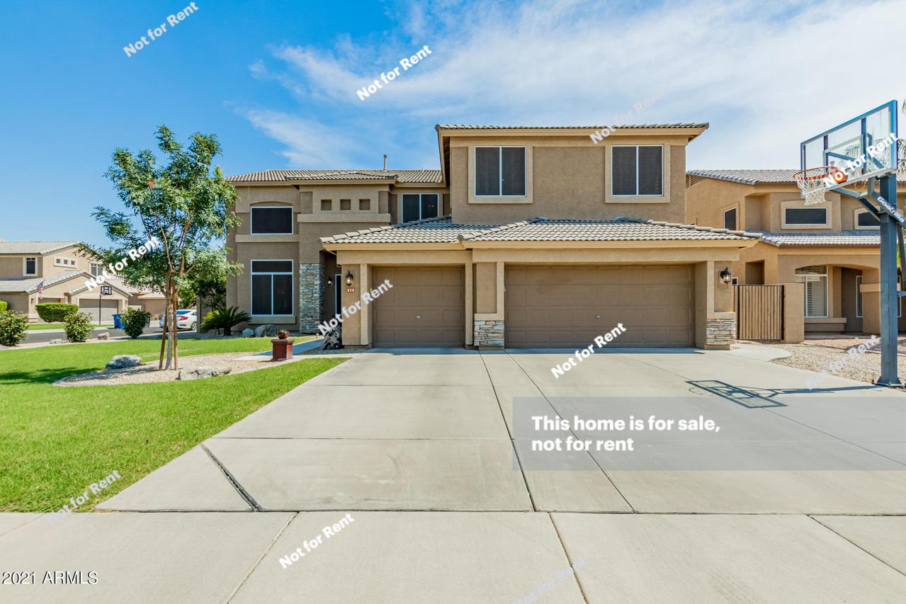 979 E Oakland St., Gilbert, AZ 85295