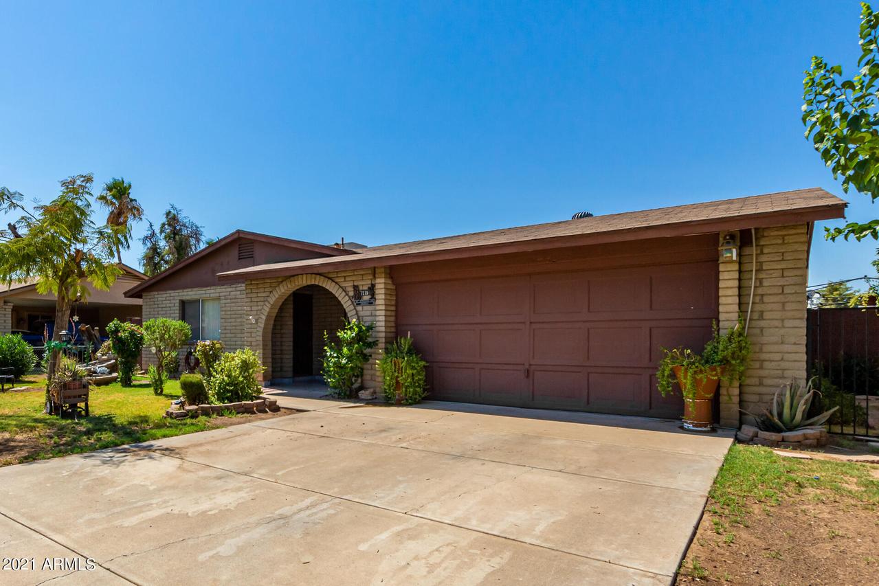 7239 W Cavalier Dr., Glendale, AZ 85303