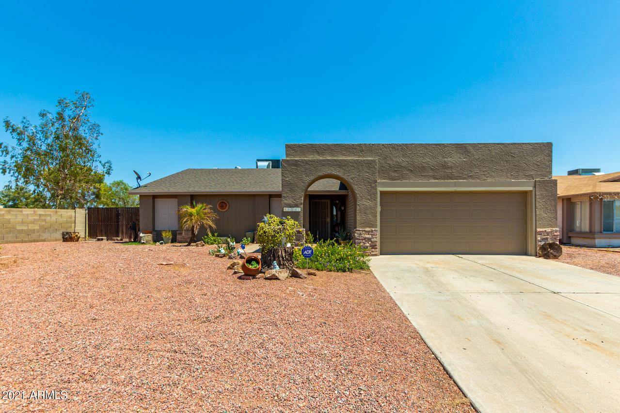 10207 W Avenida Cordoniz, Phoenix, AZ 85037