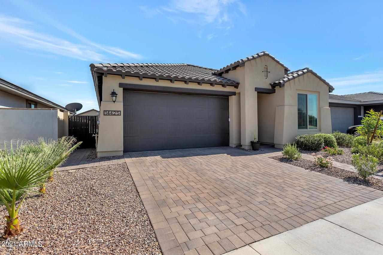 14425 W Via Del Oro, Surprise, AZ 85379